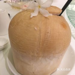 新加坡海鮮共和國(guó) 名勝世界圣陶沙海濱坊 的椰子水好不好吃 用戶(hù)評(píng)價(jià)口味怎么樣 新加坡美食椰子水實(shí)拍圖片 大眾點(diǎn)評(píng)